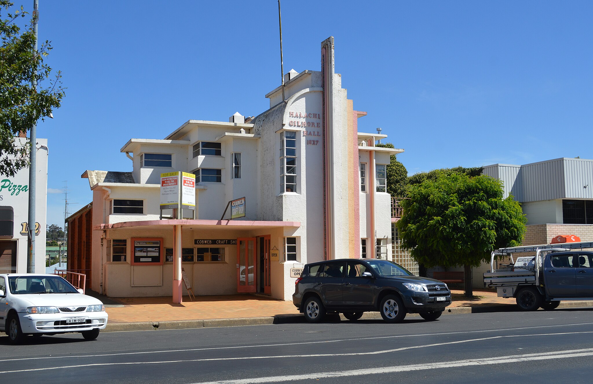 The Malachi Gilmore Hall, Oberon